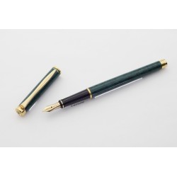 Pelikan P381 New Classic Vintara-green 14C M Gold-nib Cartridge-filler Fountain pen